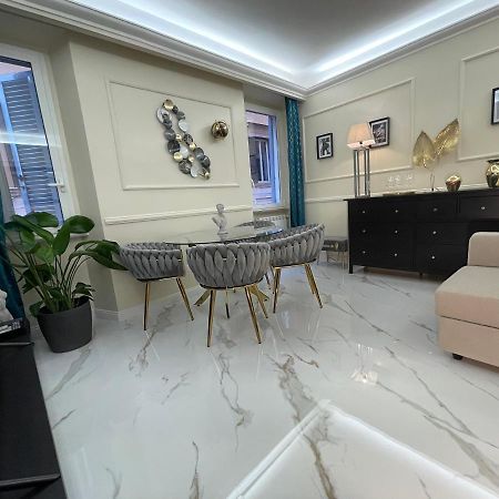 Spanish Steps Glamour & Sauna Luxury Apartment **** Róma Kültér fotó