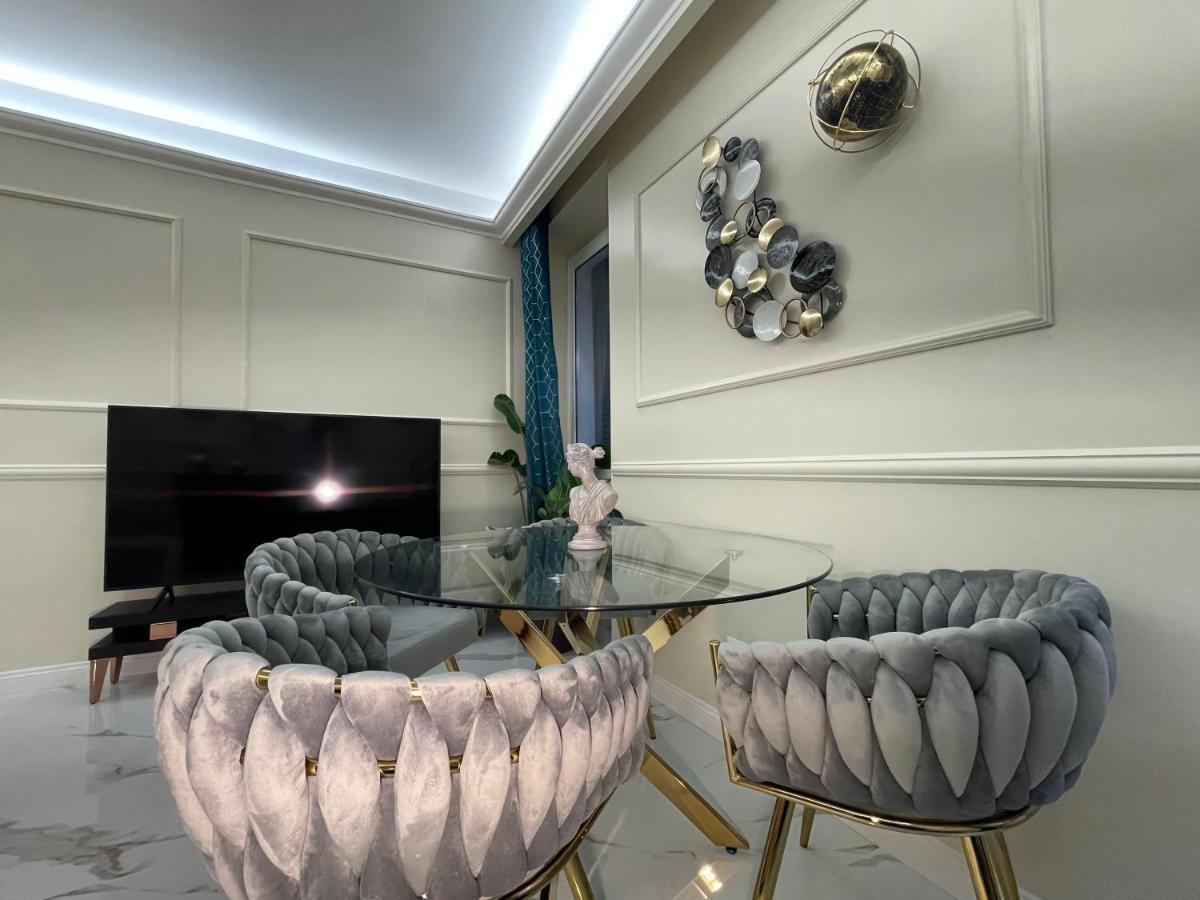 Spanish Steps Glamour & Sauna Luxury Apartment **** Róma Kültér fotó